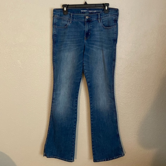 Old Navy Micro-Flare Jeans - Picture 1 of 7